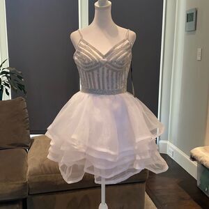 Women’s White and Silver Short Prom Party Dress Size S NWT
